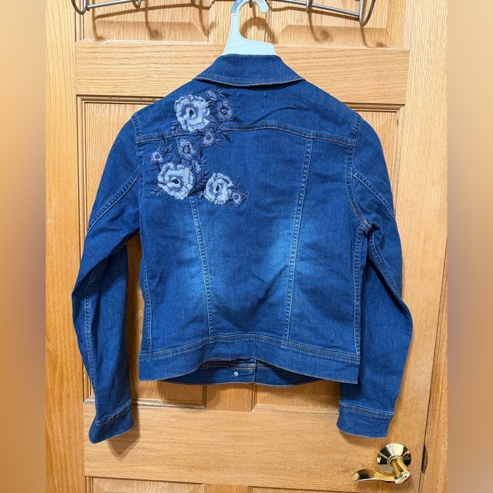 G.H. Bass & Co. Floral Denim Jacket - women’s size small